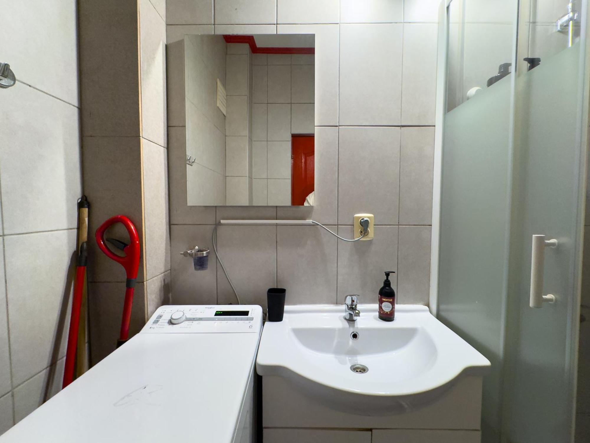Apartment Retreat Universitate *