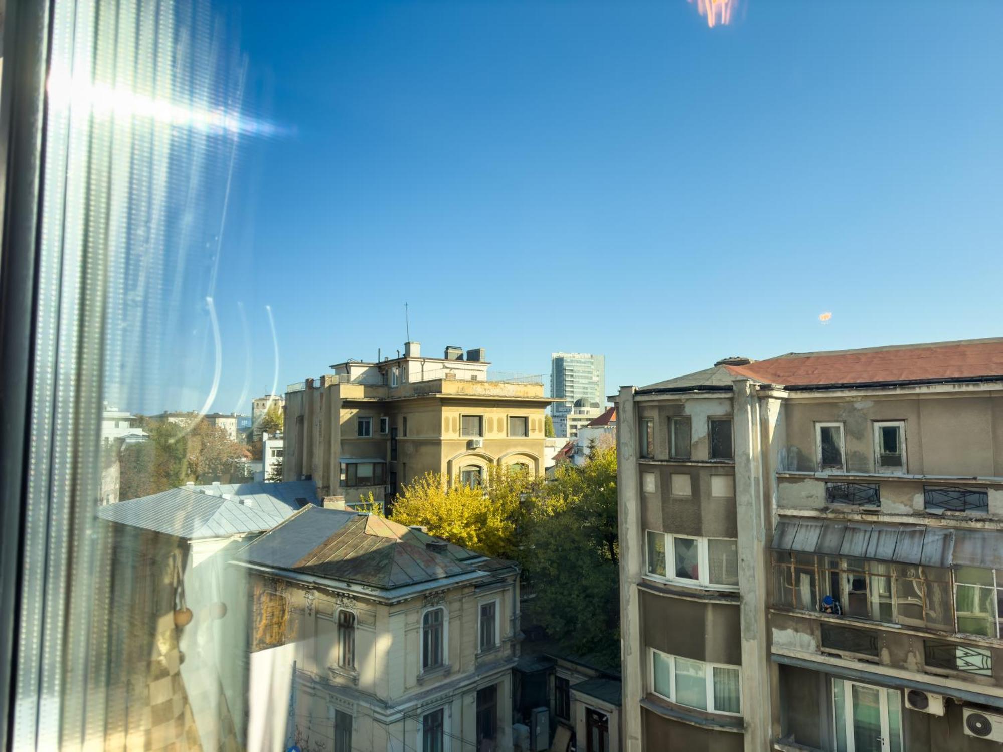 Retreat Universitate * Bucarest